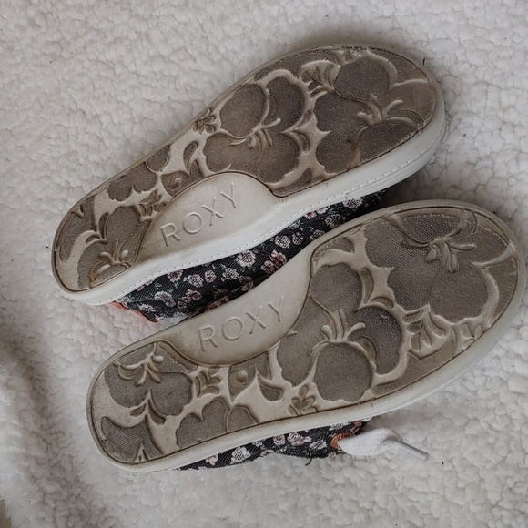 Girls Roxy shoes - Picture 4 of 6